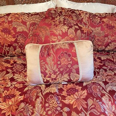 Down Topper, King Bedding by Lenox & More (BGB-SS)