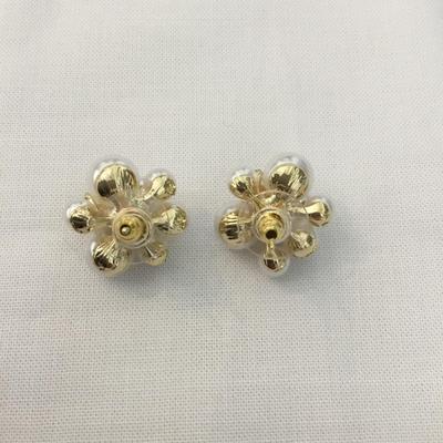 pretty faux pearl rhinestone cluster stud earrings