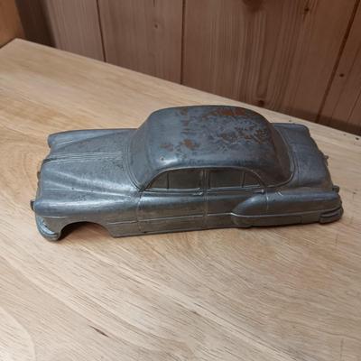 WELLS FARGO STAGECOACH BANK AND A POT METAL TOY CAR