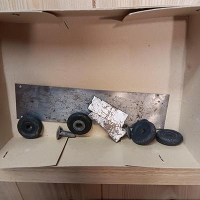 WELLS FARGO STAGECOACH BANK AND A POT METAL TOY CAR