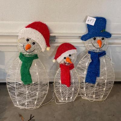 Snowmen Yard Set