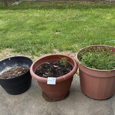 Large Plastic Planters