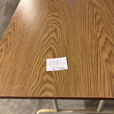 6’ Table