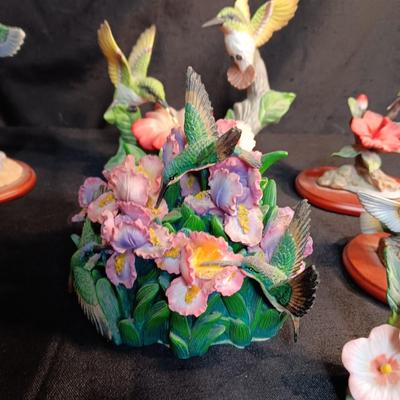 HUMMINGBIRD DECOR