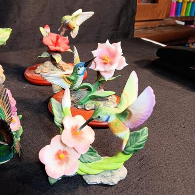 HUMMINGBIRD DECOR