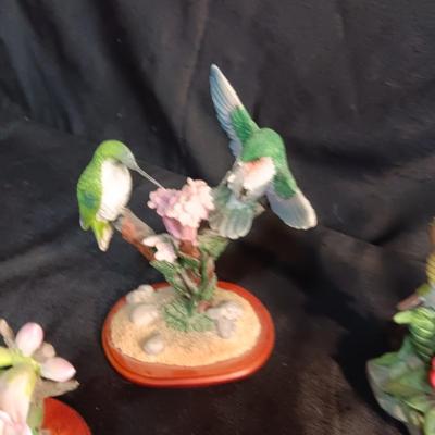 HUMMINGBIRD DECOR