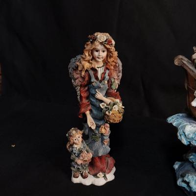 NOAH'S ARK AND LADY IN A FANCY DRESS MUSIC BOXES PLUS AN ASSORTMENT OF FIGURINES