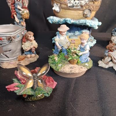 NOAH'S ARK AND LADY IN A FANCY DRESS MUSIC BOXES PLUS AN ASSORTMENT OF FIGURINES