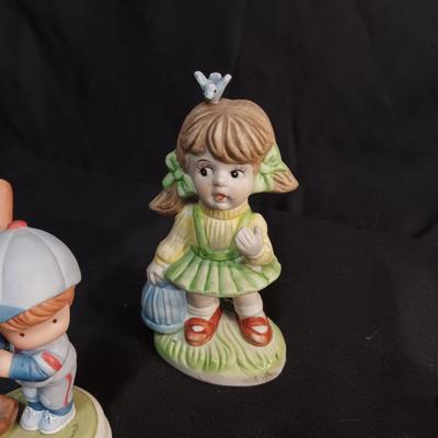 A VARIETY OF FIGURINES