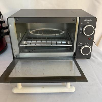 Sunbeam Toaster-oven and Crockpot (K-BM)