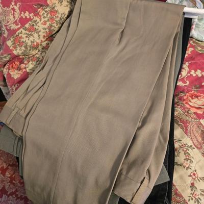 10 pairs of men's pants