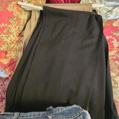 10 pairs of men's pants