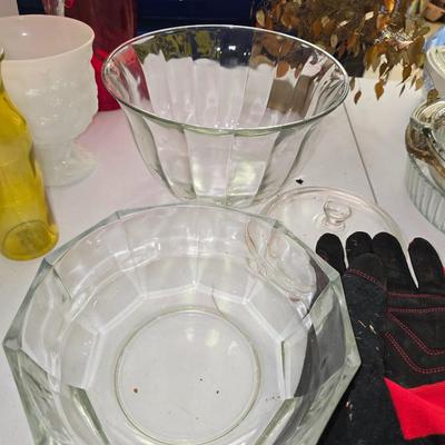 Serving bowls