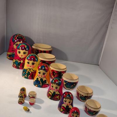 Russian Nesting Dolls (#6)