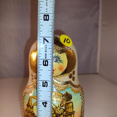 Russian Nesting Dolls (#10)