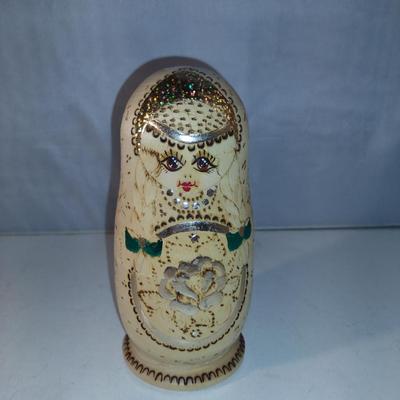 Russian Nesting Dolls (#14)