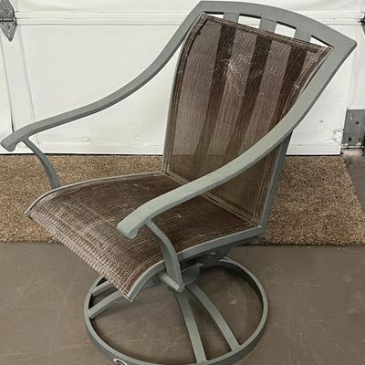 Swivel Rocker Outdoor Chair