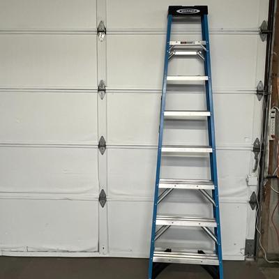 Werner FS100 8-ft Fiberglass Type 1 - 250 lbs Load Capacity Step ladder