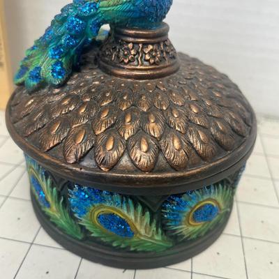 Sale Photo Thumbnail #260: Measures approx: 5.5" tall. Base is approx 2" tall x 4 3/8" wide