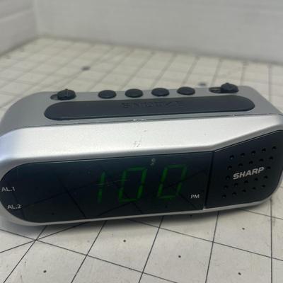 SHARP SPC729 Bluetooth Alarm Clock Radio with USB Port