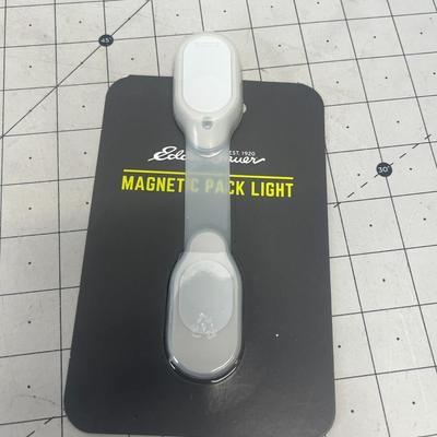 Eddie Bauer Magnetic Pack Light