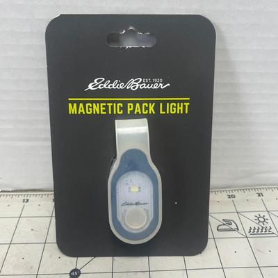 Eddie Bauer Magnetic Pack Light