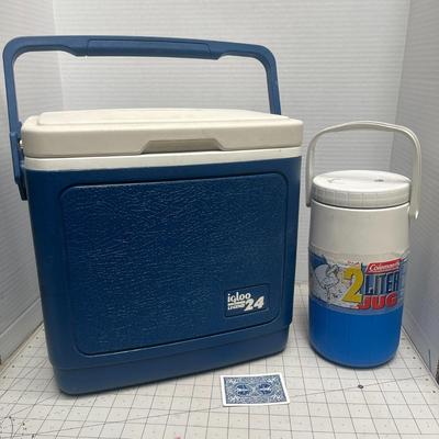 Sale Photo Thumbnail #521: Igloo Legend 24 Cooler and Coleman 2L Jug combo for reliable, portable cooling and hydration on the go.