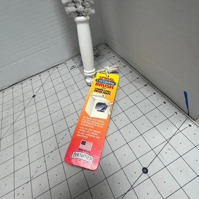 Brushtech B139C End Brush for Cleaning Dryer vents.