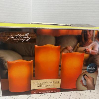 Sale Photo Thumbnail #713: Cordless Battery Operation and Unique Lights Flicker and Dance Like Coventional Candles