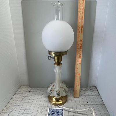 Vintage Floral Hurricane Table Lamp