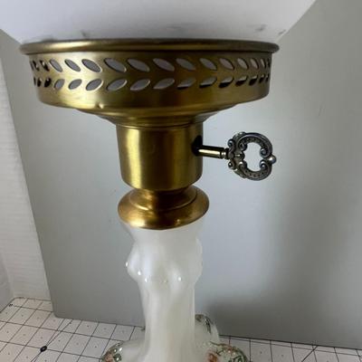 Vintage Floral Hurricane Table Lamp