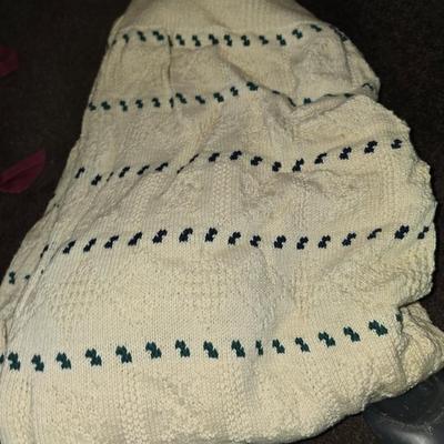 Mens sweater lot