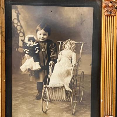 Antique Ornate Photo Album & Framed Photo’s (SR-DZ)