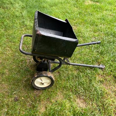 Craftsman Push-Pull Lawn Spreader