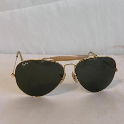 Ray-Ban Aviator Sunglasses and More (SR-DZ)
