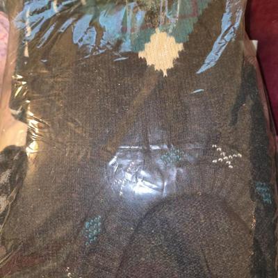 Mens sweater lot