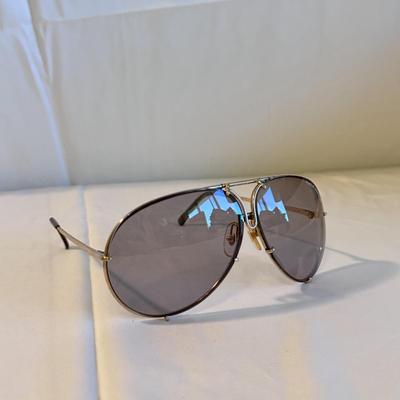 Porsche Design Sunglasses with Several Lenses and Cases (SR-DZ)