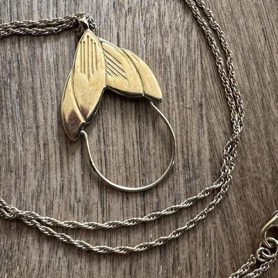 MONET GOLDTONE ROPE CHAIN & FLORAL PENDANT