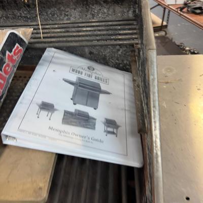 MEMPHIS Wood Fire Grill SMOKER