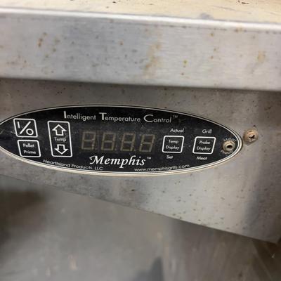 MEMPHIS Wood Fire Grill SMOKER