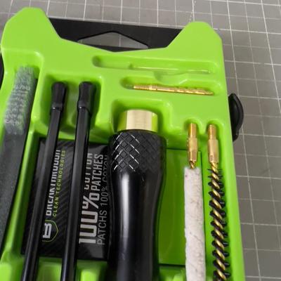 New Damaged Rifle Cleaning Kit