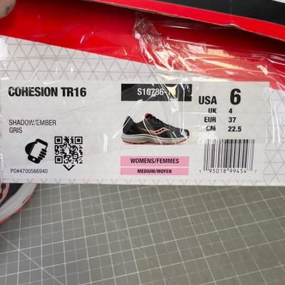 SAUCONY  Shoe Women's