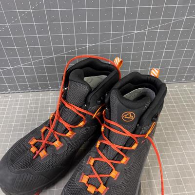 Women's La Sportiva Size 8-1/2 
