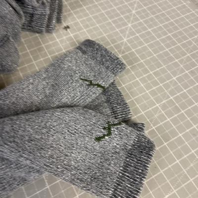 11 Pair of Mid Weight Crew Socks NEW 