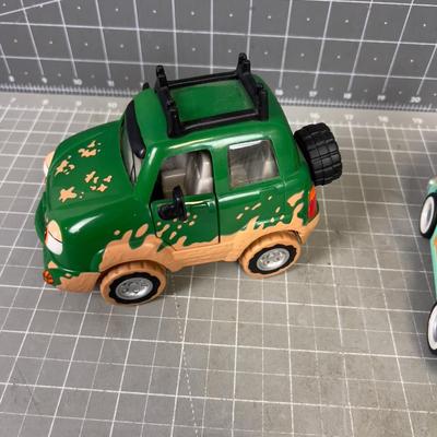 Chevron Cars (3) Collector Toys 
