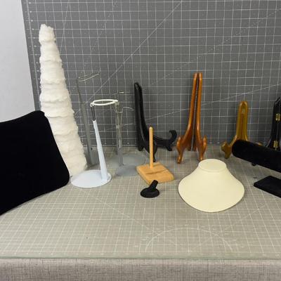 Display Items- All Manner, Jewelry Etc. 
