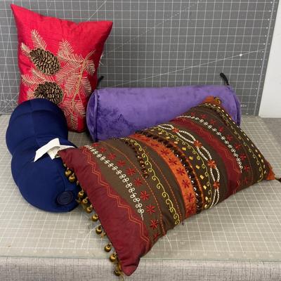 Pile - O- Pillows