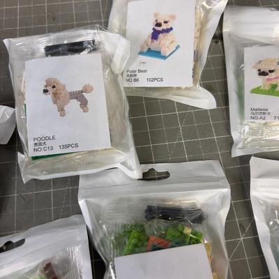 NEW Mini Block Set of DOGS!!