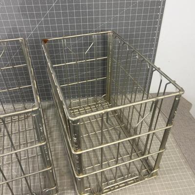 2 Wire Crates 