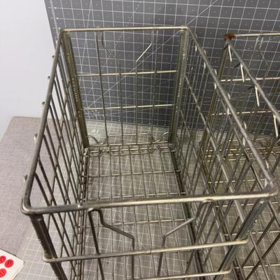2 Wire Crates 